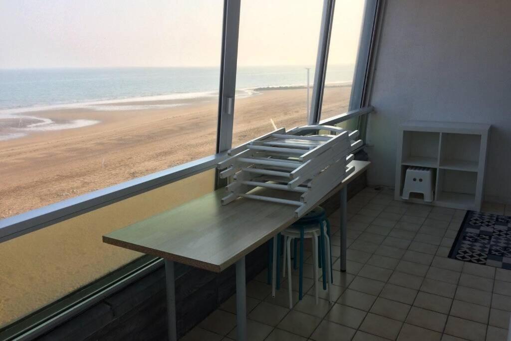 Appartement T2 Avec Vue Sur Mer Directe ! Courseulles-sur-Mer Eksteriør bilde